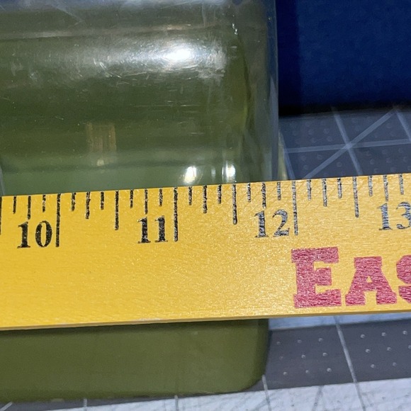 1950s Green Plastic Bread Box Retro Unbranded 11 1/2" X 5" - Picture 6 of 9